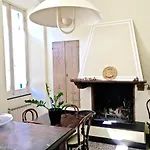 Apartament Civico43 *